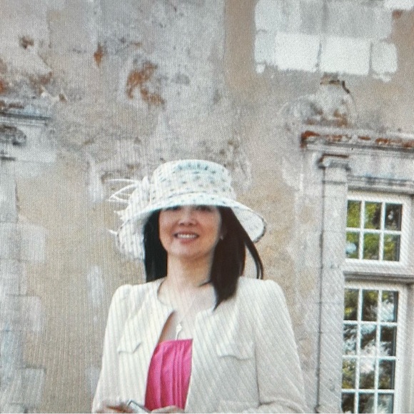 Polka Dot Straw Hat with 3D Flower - Picture 10 of 10